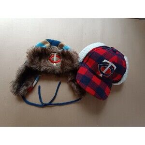 LOT OF 2 MINNESOTA TWINS FLAP TRAPPER And BOMBER HAT TARGET FIELD
